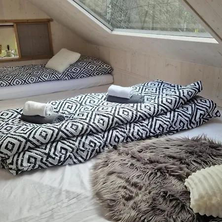 Posed U Hradu Luxury tent *